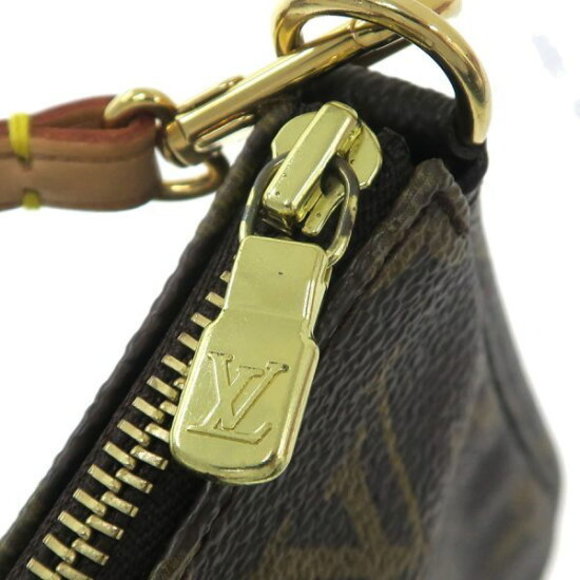 Louis Vuitton Monogram Accessory Pouch A - Picture 7 of 9